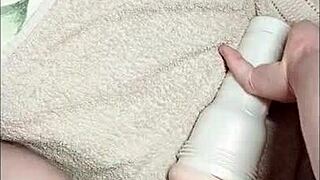 Mi vecina gordibuena me invita a coger en su casa.