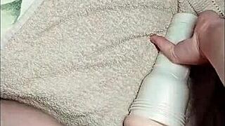 Mi vecina gordibuena me invita a coger en su casa.