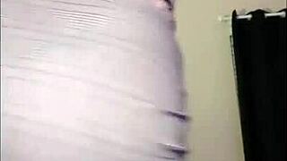 Sexy Fat Ass Dancing In Fishnets 😍