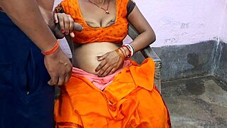 Hot Village 18 Girl Goes Full Nude for Suhagrat