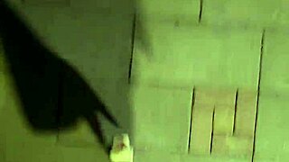 Shemale Ting Xuan puts on butt plug and masturbates outdoors 😏