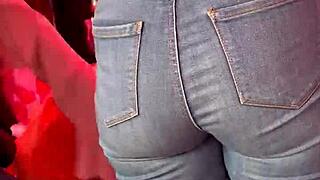 Big ass woman in jeans at the tianguis in Mexico