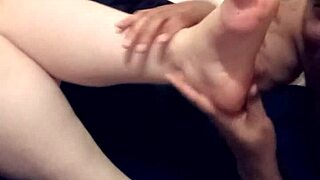 rocky tajauta loves sucking those delicious latina feet