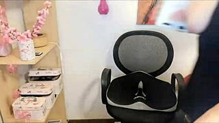 I sux her big ruber cock down my troat