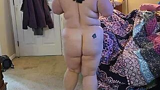 look at this bbw stripping in lingerie