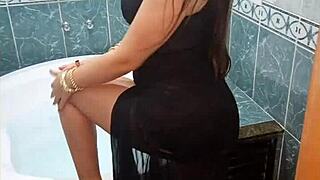 Pamela Pantera cums on erotic hydromassage chair with anal plug!