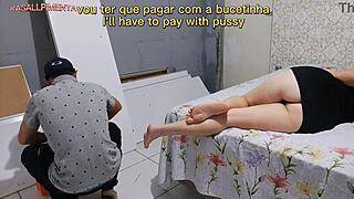 amadora seduzindo o montador e pagando o servi�o com xerecard.