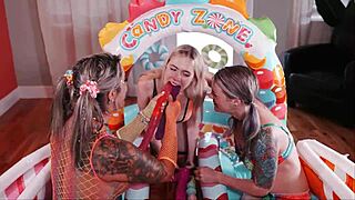 i watch sluts squirt and fist eachother stupidly