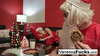 Vanessa, letting Santa drill her tight wet pussy this Christmas! 🎅🔥