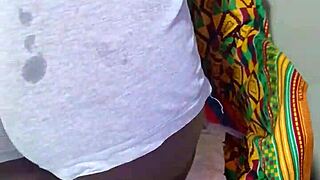 That petite 18+ ghanian bitch who loves to enjoy herself whiles left alone?