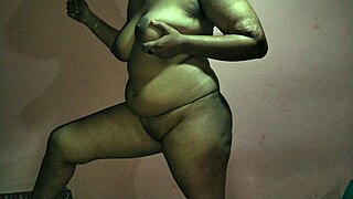 India Desi Girl Enjoys Fast Time Fucking with Huge Tits in Homemade Video