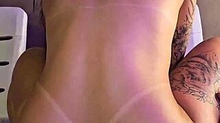 Quando Me Da Tensao So Uma Rola Preta Para Me Satisfazer