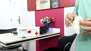 헤이, 가비 마이아, 네 유명한 핸드잡 트릭은 뭐야?