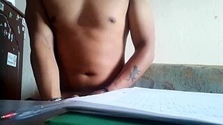 Maluma - Intentando Resolver Un Problema Lógico Mientras Me Jalo La Verga!