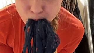 I control my vibrator in public fingering