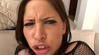 I love blowing cock and taking it in my big ass