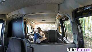 couple gets horny and fucks in cab 😏