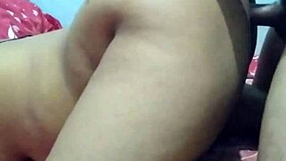 indonesian maid gets fucked doggystyle at home when it's empty