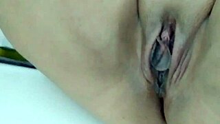 Latina squirts for Lincon's big ass hairy fetish 😍