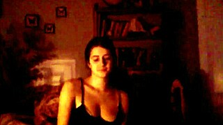 this cute white girl gives an amazing blowjob casually