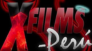 Follo duro a la puta francesa gritona en sus sexys bragas de satén