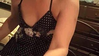 girl enjoys slapping her ass without pain part 1