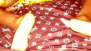 Irresistible Juicy Pussy Keeps Him Fucking Nonstop