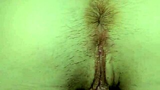 Oh, that step sister's tight pussy is moaning so loud!