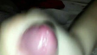 Best handjob ever, watch the cumshot