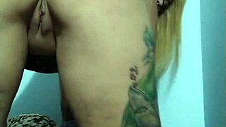 Loira Casada Se Masturbando Em Vídeo Caseiro