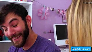 sexy teen 18+ blonde natalie knight gets pussy fingered and gives blowjob