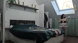 Lexie Grants as chubby sexy maid in hot cosplay outfit! 😍