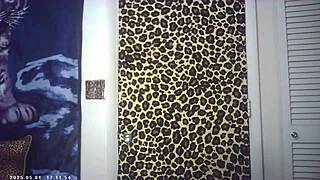 big breast babe feels italian pound machine?