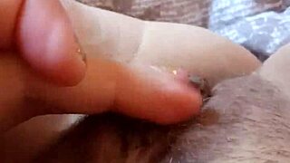 gretala, show me your curvy european ass dancing on that pussy