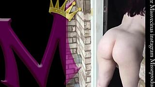 hermosa blanquita says 'look at my big ass outdoors'