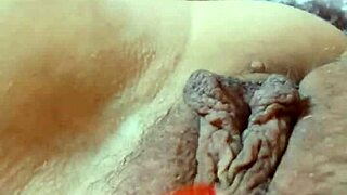 gretala, show me your curvy european ass dancing on that pussy