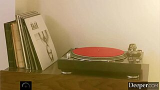 Lebih Dalam, Blonde Cantik Natalia Starr Naiki BBC Monster Dia Sepanjang Hari