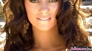 Hot Teen Taylor Vixen Masturbates Outdoors with Toys