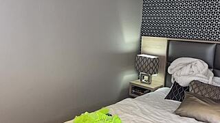 Join the full backstage livestream with Veronica Leal and Yoya Grey in a wild threesome