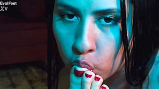 i love how they kiss my feet covered with honey so passionately