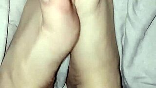 i love gretala's natural bare feet without polish