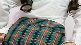 qué rico culo tiene esta alumna después de la escuela