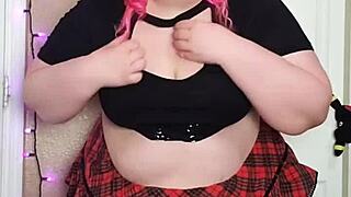 hairy bbw isnt wearing panties under her skirt with big pussy