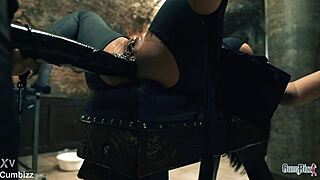 Breaking the quiet with big ass gaping