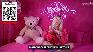 hey, watch gi genesini touch herself now?