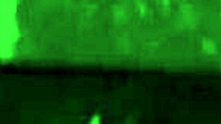 Hunt4k die vollbusige brunette jocelyne z l�sst sich ihre rasierte fotze gegen geld ficken