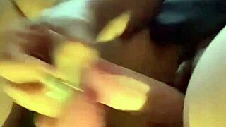 I guide you through jerking off while licking and sucking your cock deliciously, roseredvip