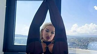 Pov blowjob in stockings 😍