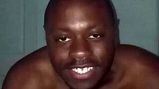 I spread my ass for anal masturbation