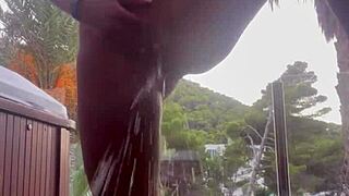 i'm monika fox, masturbatin and squirting free